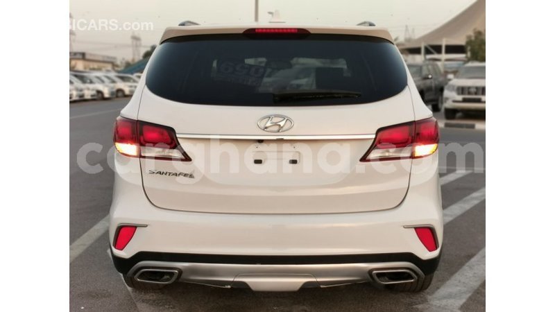 Big with watermark hyundai santa fe ashanti import dubai 23447