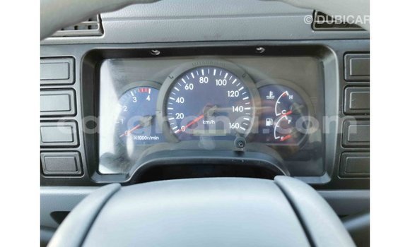 Sayi Imported Mitsubishi Carisma White Mota in Import - Dubai a Ashanti Sayi Imported Mitsubishi Carisma White Mota in Import - Dubai a Ashanti