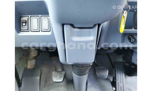 Sayi Imported Mitsubishi Carisma White Mota in Import - Dubai a Ashanti Sayi Imported Mitsubishi Carisma White Mota in Import - Dubai a Ashanti