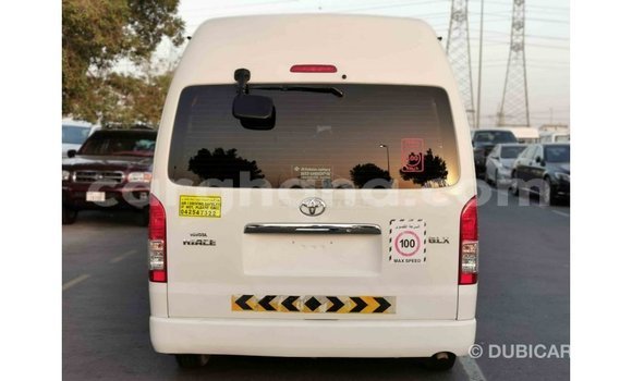Ra Imported Toyota Hiace funfun Ọkọ̀ in Import - Dubai ni Ashanti Ra Imported Toyota Hiace funfun Ọkọ̀ in Import - Dubai ni Ashanti