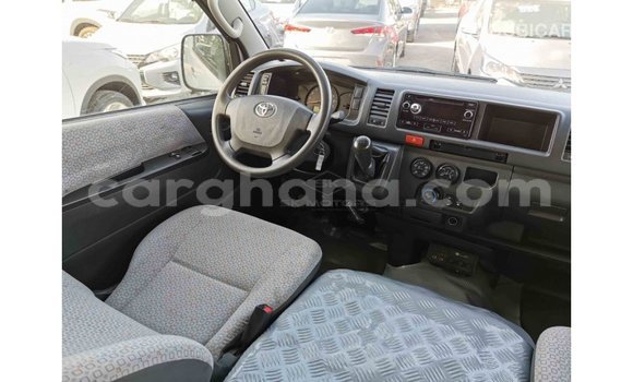 Ra Imported Toyota Hiace funfun Ọkọ̀ in Import - Dubai ni Ashanti Ra Imported Toyota Hiace funfun Ọkọ̀ in Import - Dubai ni Ashanti
