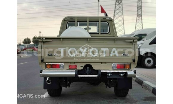 Buy Import Toyota Land Cruiser Beige Car in Import - Dubai in Ashanti Buy Import Toyota Land Cruiser Beige Car in Import - Dubai in Ashanti
