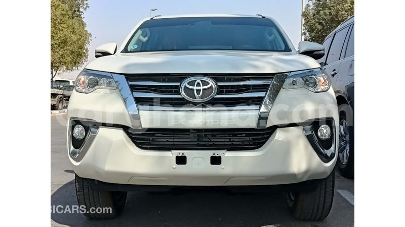 Big with watermark toyota fortuner ashanti import dubai 23489