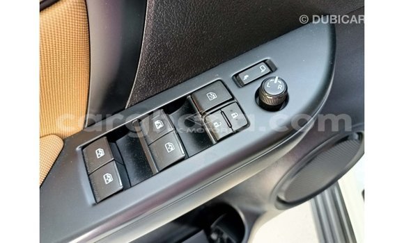 Ra Imported Toyota Fortuner funfun Ọkọ̀ in Import - Dubai ni Ashanti Ra Imported Toyota Fortuner funfun Ọkọ̀ in Import - Dubai ni Ashanti