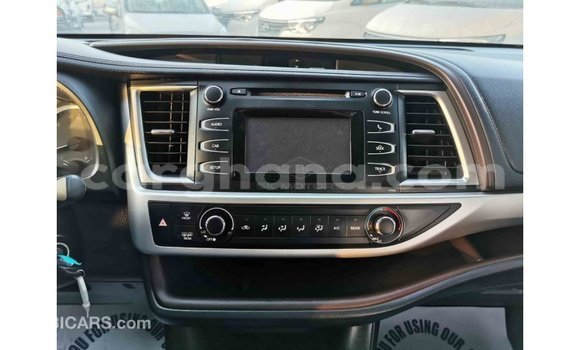 Buy Import Toyota Highlander Other Car in Import - Dubai in Ashanti Buy Import Toyota Highlander Other Car in Import - Dubai in Ashanti
