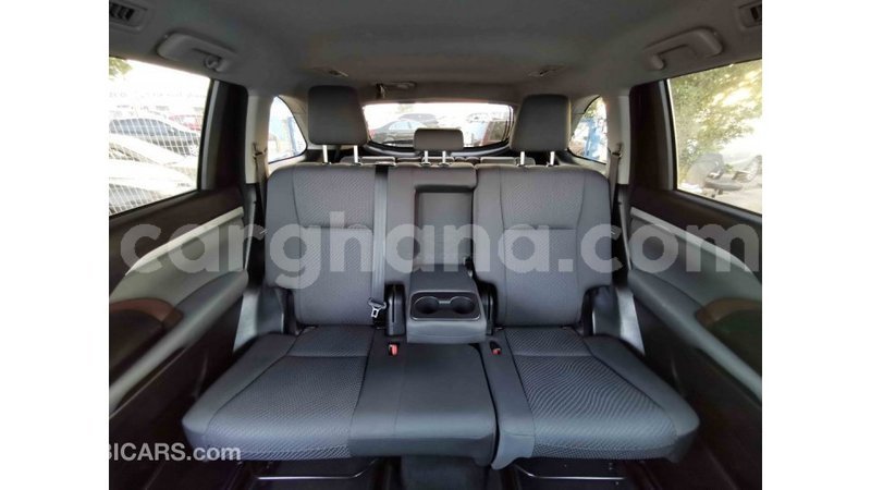 Big with watermark toyota highlander ashanti import dubai 23500