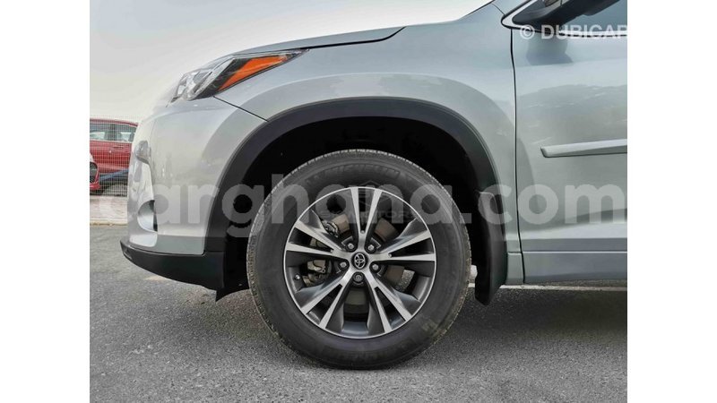 Big with watermark toyota highlander ashanti import dubai 23500