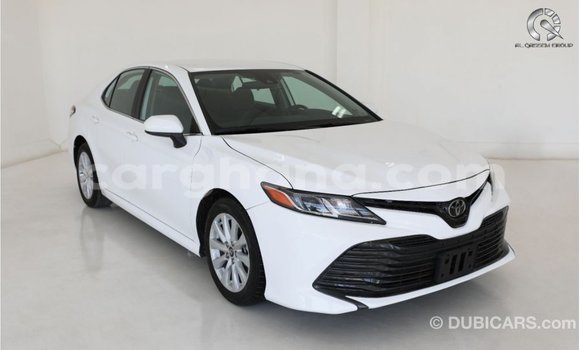 Buy Import Toyota Camry White Car in Import - Dubai in Ashanti Buy Import Toyota Camry White Car in Import - Dubai in Ashanti