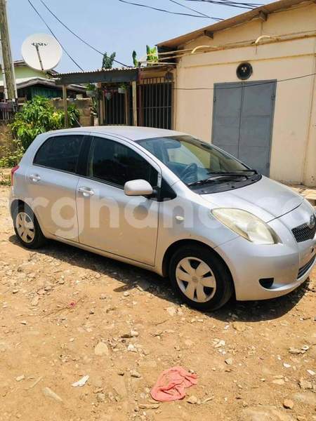 Big with watermark toyota yaris western sekondi 23515