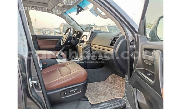 Sayi Imported Toyota Land Cruiser Sauran Mota in Import - Dubai a Ashanti Sayi Imported Toyota Land Cruiser Sauran Mota in Import - Dubai a Ashanti