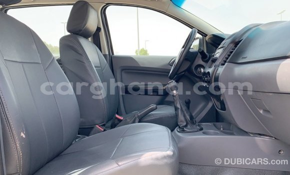 Sayi Imported Ford Ranger White Mota in Import - Dubai a Ashanti Sayi Imported Ford Ranger White Mota in Import - Dubai a Ashanti