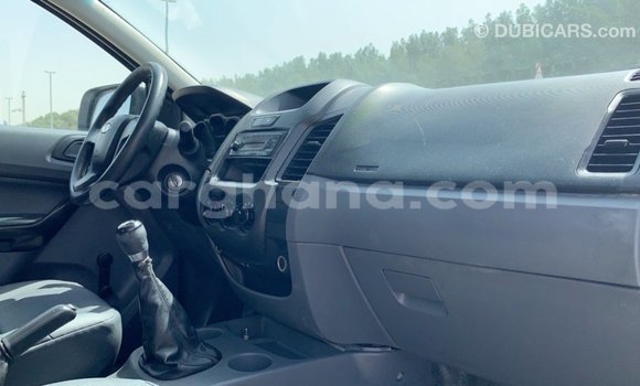 Sayi Imported Ford Ranger White Mota in Import - Dubai a Ashanti Sayi Imported Ford Ranger White Mota in Import - Dubai a Ashanti