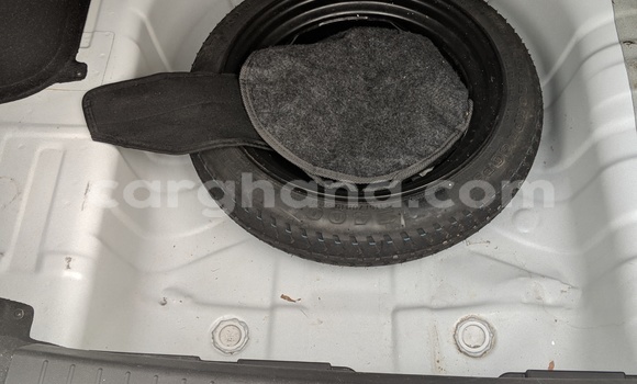 Buy Used Hyundai Accent White Car in Accra in Greater Accra Buy Used Hyundai Accent White Car in Accra in Greater Accra