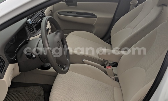 Buy Used Hyundai Accent White Car in Accra in Greater Accra Buy Used Hyundai Accent White Car in Accra in Greater Accra