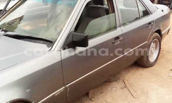 Buy Used Mercedes-Benz E200 Silver Car in Kumasi in Ashanti