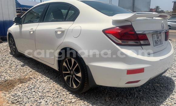 Sayi Na hannu Honda Civic White Mota in Accra a Greater Accra Sayi Na hannu Honda Civic White Mota in Accra a Greater Accra