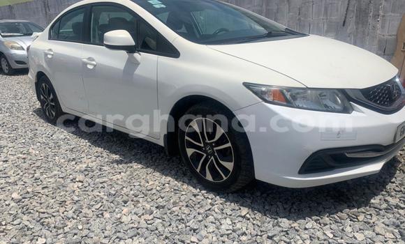 Sayi Na hannu Honda Civic White Mota in Accra a Greater Accra Sayi Na hannu Honda Civic White Mota in Accra a Greater Accra