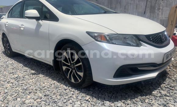 Sayi Na hannu Honda Civic White Mota in Accra a Greater Accra Sayi Na hannu Honda Civic White Mota in Accra a Greater Accra