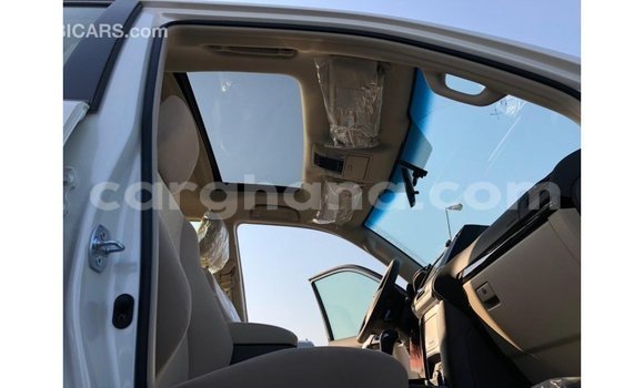 Sayi Imported Toyota Prado White Mota in Import - Dubai a Ashanti Sayi Imported Toyota Prado White Mota in Import - Dubai a Ashanti