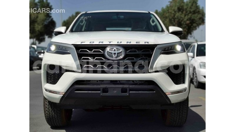 Big with watermark toyota fortuner ashanti import dubai 23583