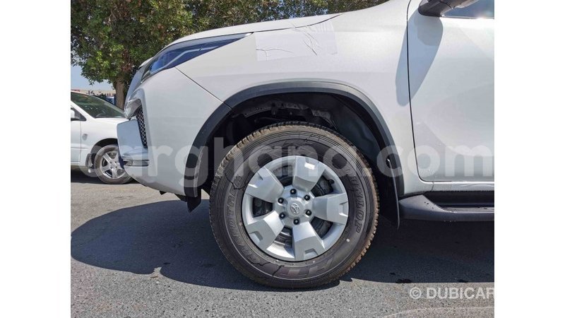 Big with watermark toyota fortuner ashanti import dubai 23583