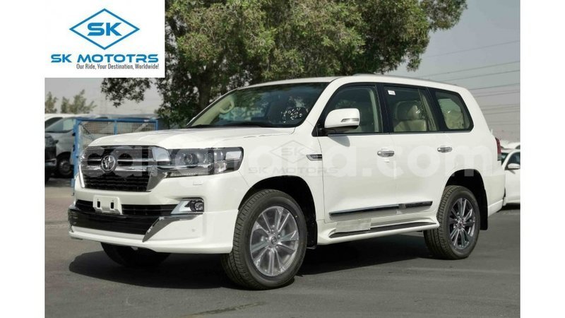 Big with watermark toyota land cruiser ashanti import dubai 23589