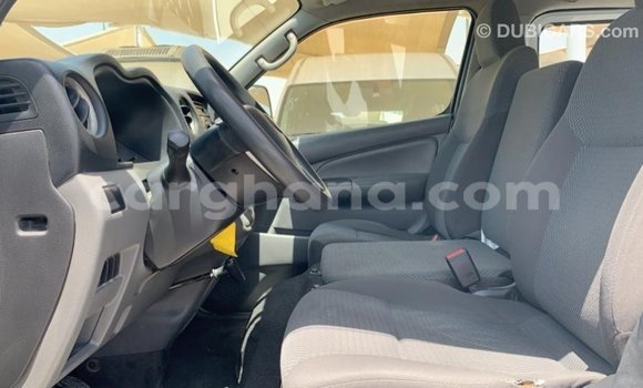 Ra Imported Mitsubishi Fuso funfun Ọkọ̀ akẹ́rù ńlá in Import - Dubai ni Ashanti Ra Imported Mitsubishi Fuso funfun Ọkọ̀ akẹ́rù ńlá in Import - Dubai ni Ashanti