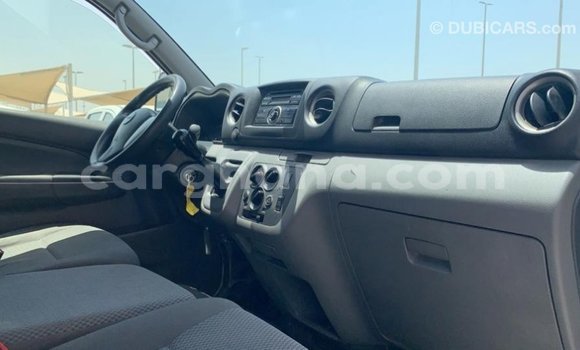 Ra Imported Mitsubishi Fuso funfun Ọkọ̀ akẹ́rù ńlá in Import - Dubai ni Ashanti Ra Imported Mitsubishi Fuso funfun Ọkọ̀ akẹ́rù ńlá in Import - Dubai ni Ashanti
