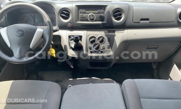 Ra Imported Mitsubishi Fuso funfun Ọkọ̀ akẹ́rù ńlá in Import - Dubai ni Ashanti Ra Imported Mitsubishi Fuso funfun Ọkọ̀ akẹ́rù ńlá in Import - Dubai ni Ashanti