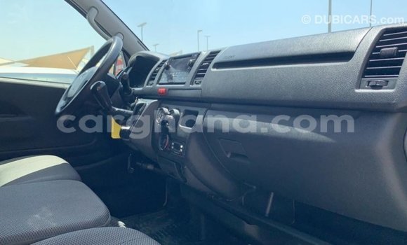 Buy Import Toyota Hiace White Car in Import - Dubai in Ashanti Buy Import Toyota Hiace White Car in Import - Dubai in Ashanti