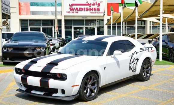 Sayi Imported Dodge Challenger White Mota in Import - Dubai a Ashanti Sayi Imported Dodge Challenger White Mota in Import - Dubai a Ashanti