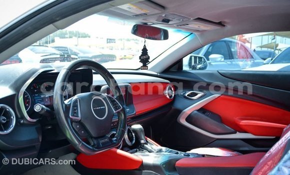 Sayi Imported Chevrolet Camaro White Mota in Import - Dubai a Ashanti Sayi Imported Chevrolet Camaro White Mota in Import - Dubai a Ashanti