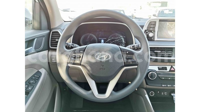 Big with watermark hyundai tucson ashanti import dubai 23637