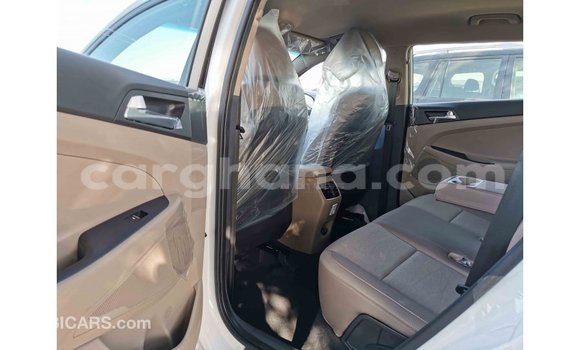 Ra Imported Hyundai Tucson funfun Ọkọ̀ in Import - Dubai ni Ashanti Ra Imported Hyundai Tucson funfun Ọkọ̀ in Import - Dubai ni Ashanti