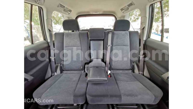 Big with watermark toyota prado ashanti import dubai 23657