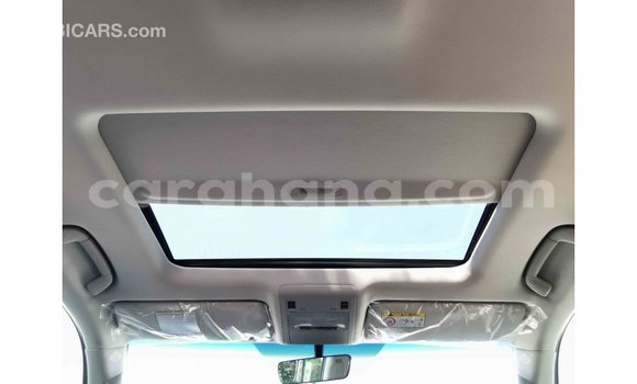 Buy Import Toyota Land Cruiser White Car in Import - Dubai in Ashanti Buy Import Toyota Land Cruiser White Car in Import - Dubai in Ashanti