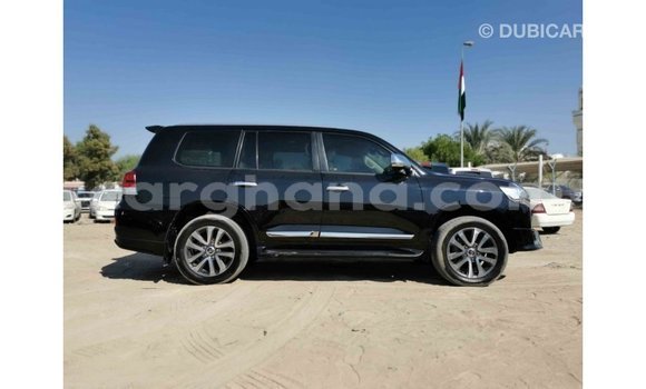 Ra Imported Toyota Land Cruiser Black Ọkọ̀ in Import - Dubai ni Ashanti Ra Imported Toyota Land Cruiser Black Ọkọ̀ in Import - Dubai ni Ashanti