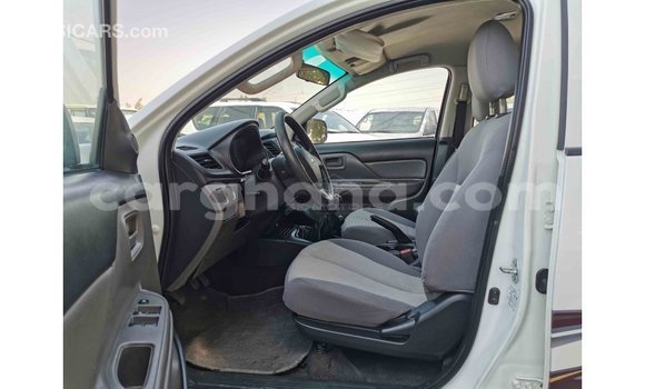 Ra Imported Mitsubishi L200 funfun Ọkọ̀ in Import - Dubai ni Ashanti Ra Imported Mitsubishi L200 funfun Ọkọ̀ in Import - Dubai ni Ashanti