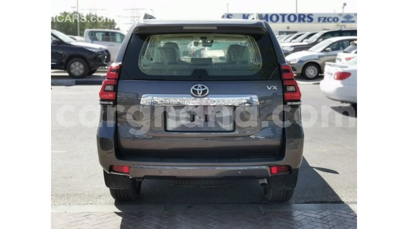 Big with watermark toyota prado ashanti import dubai 23698