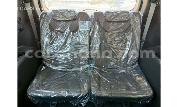 Ra Imported Hyundai Santa Fe funfun Ọkọ̀ in Import - Dubai ni Ashanti Ra Imported Hyundai Santa Fe funfun Ọkọ̀ in Import - Dubai ni Ashanti