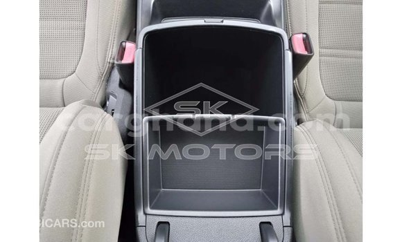 Ra Imported Kia Sorento funfun Ọkọ̀ in Import - Dubai ni Ashanti Ra Imported Kia Sorento funfun Ọkọ̀ in Import - Dubai ni Ashanti