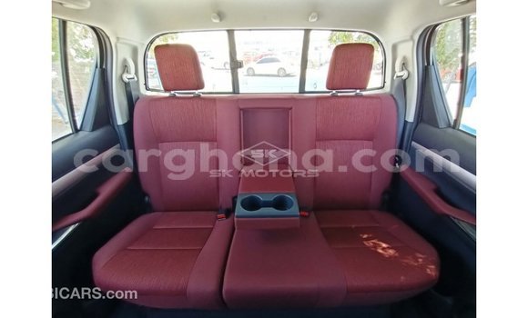 Buy Import Toyota Hilux White Car in Import - Dubai in Ashanti Buy Import Toyota Hilux White Car in Import - Dubai in Ashanti
