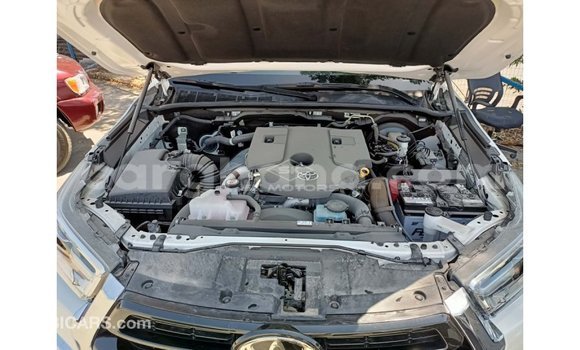 Buy Import Toyota Hilux White Car in Import - Dubai in Ashanti Buy Import Toyota Hilux White Car in Import - Dubai in Ashanti