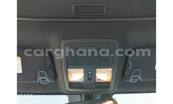 Ra Imported Dodge Challenger funfun Ọkọ̀ in Import - Dubai ni Ashanti Ra Imported Dodge Challenger funfun Ọkọ̀ in Import - Dubai ni Ashanti