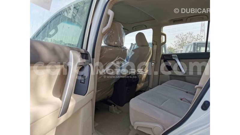 Big with watermark toyota prado ashanti import dubai 23732