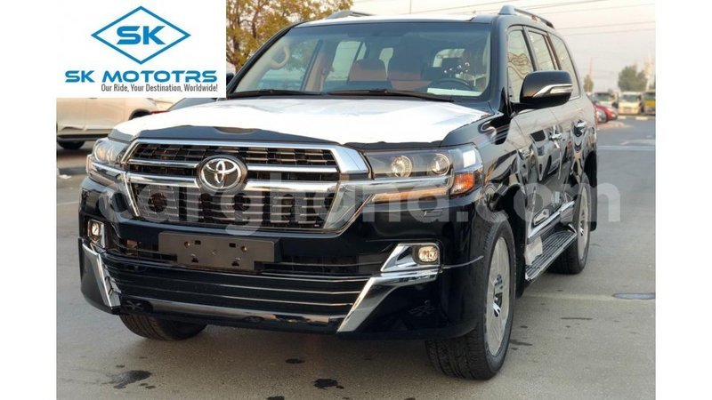 Big with watermark toyota land cruiser ashanti import dubai 23741