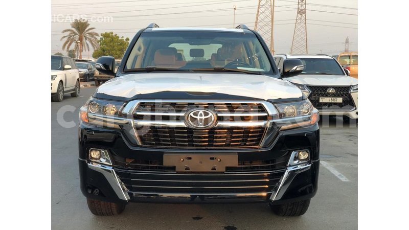 Big with watermark toyota land cruiser ashanti import dubai 23741