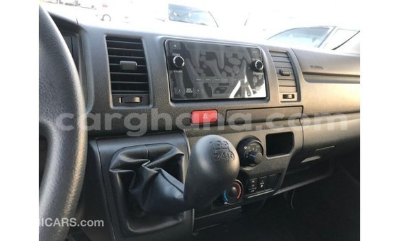 Sayi Imported Toyota Hiace White Mota in Import - Dubai a Ashanti Sayi Imported Toyota Hiace White Mota in Import - Dubai a Ashanti
