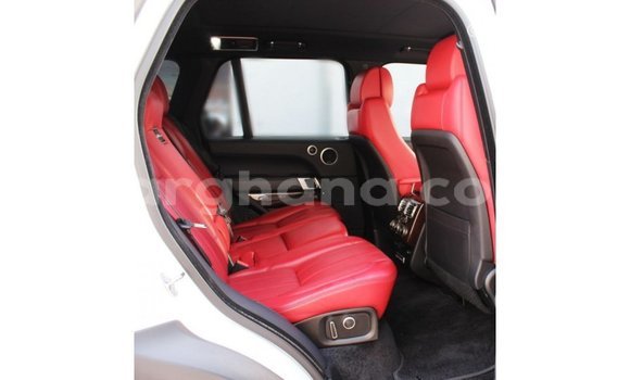 Ra Imported Land Rover Range Rover funfun Ọkọ̀ in Import - Dubai ni Ashanti Ra Imported Land Rover Range Rover funfun Ọkọ̀ in Import - Dubai ni Ashanti