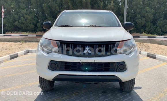 Sayi Imported Mitsubishi L200 White Mota in Import - Dubai a Ashanti Sayi Imported Mitsubishi L200 White Mota in Import - Dubai a Ashanti